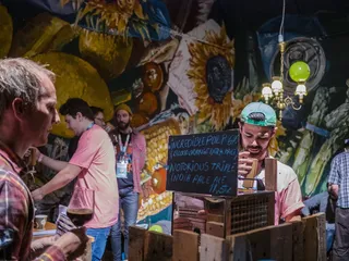 啤酒节，whats brewing，啤酒，挪威斯塔万格，市场，零售，人群