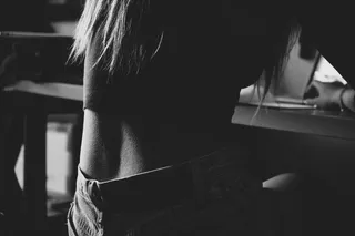 背部，人，人，颈部，皮肤，腹部，臀部，轮廓