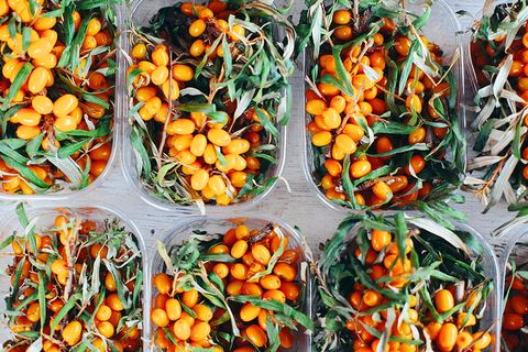 椭圆形橙色水果