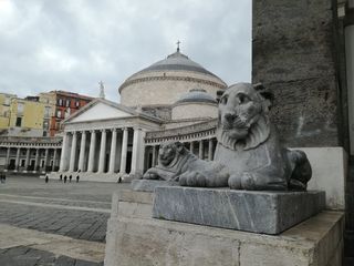 建筑，旅游，大城市，建筑，建筑结构，建筑外观，雕塑，天空