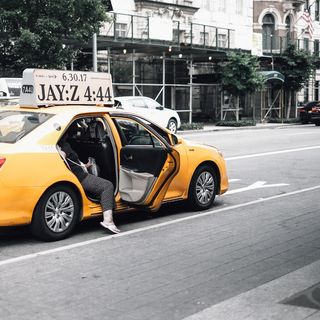 美国纽约，第五大道，纽约，美国，出租车，交通方式，交通工具