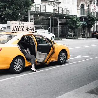 美国纽约，第五大道，纽约，美国，出租车，交通方式，交通工具