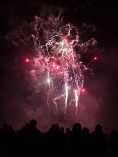 英国,吉尔福德,烟花表演,11月5日,11月5日,篝火,夜晚,烟花 英国,吉尔福德,烟花表演,11月5日,11月5日,篝火,夜晚,烟花
