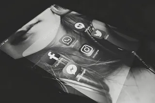 人物、单色、秀、桌面、计算机图形、黑白、facebook、whatsapp