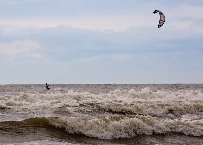 风筝冲浪，风筝冲浪，龙，运动，海，北海，日落，水