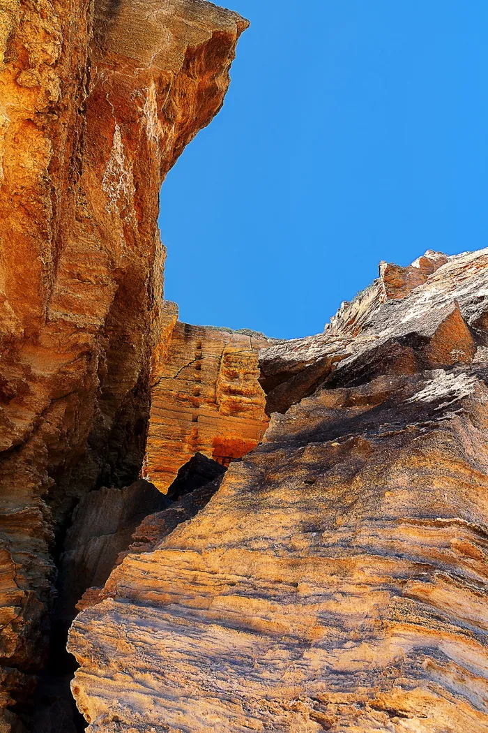 假日，岛屿，西西里岛，岩石，岩层，岩石-物体，固体，地质学