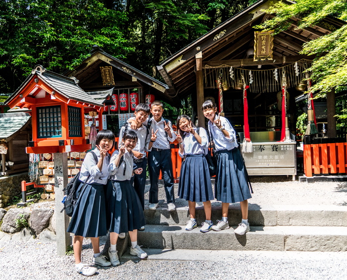 团体、学生、白天、日本、荒山、学童、制服、人