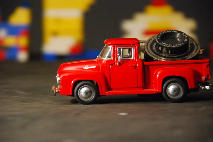 汽车，玩具，运动，红色，卡车，相机，镜头，运输