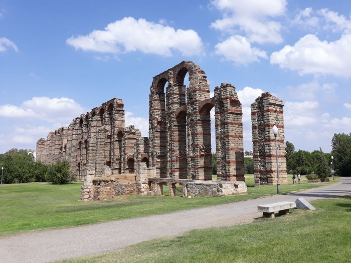 渡槽，梅里达，奇迹渡槽，西班牙，埃斯特雷马杜拉，建筑，建筑结构，天空