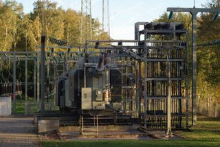 变压器、变电站、基础设施、能源、电力、树木、工厂、无人