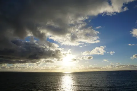 天空,大西洋,海洋,海洋,巡航,天空,大西洋,横渡大西洋,航行 天空,大西洋,海洋,海洋,巡航,天空,大西洋,横渡大西洋,航行