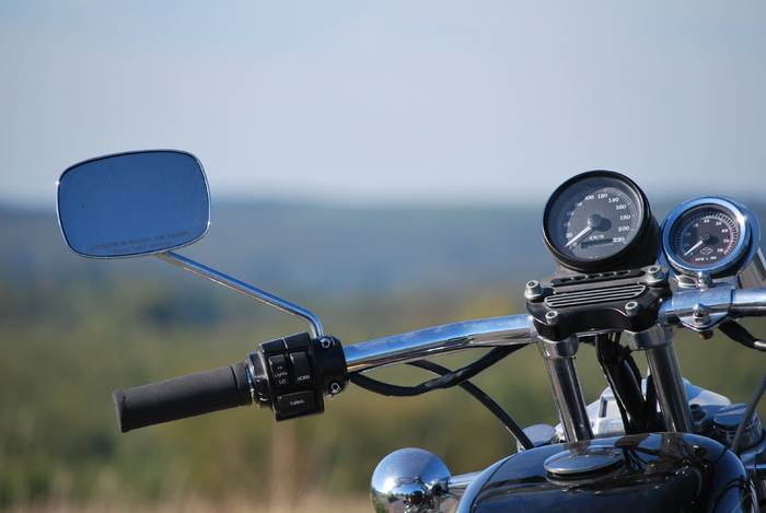 特写摄影、摩托车、白天、哈雷、sportster、镜子、仪表、车速表