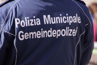 市政警察，gemeindepolizei，书面，背面，警察，代理人，户外，文本