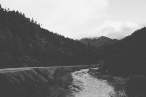 风景、河流、水、道路、乡村、山脉、丘陵、树木