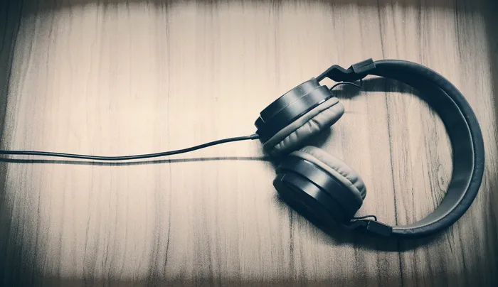 黑色、灰色、有线、耳机、音乐、耳机、字幕、声音