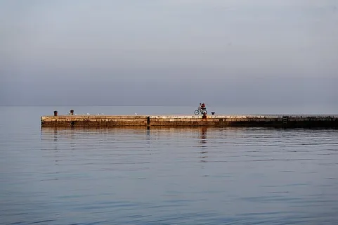 黎明时分的海滨 黎明时分的海滨