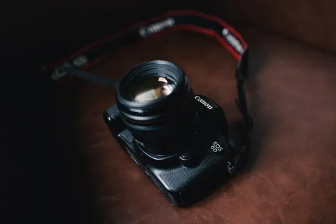黑色佳能EOS 6D相机 黑色佳能EOS 6D相机