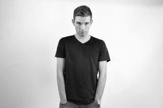 人物，外国人，男人，摄影，看相机，肖像，工作室拍摄，一个人