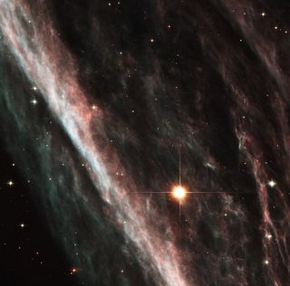 星系绘画，铅笔星云，NGC2736，天鹅座，太空，宇宙，望远镜，nasa