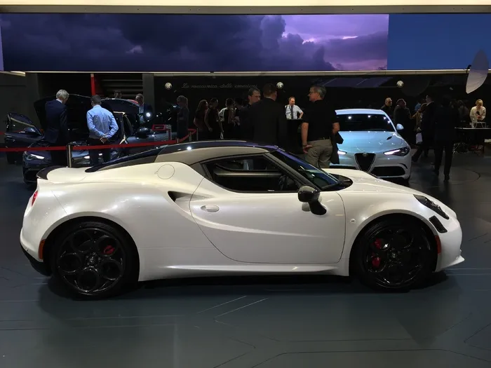 阿尔法罗密欧, 4c, 跑车, 羧基, 轻质结构, 240 ps, 白色, scudetto