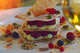 食物，甜点，盘子，水果，蛋糕，零食，多汁，糖