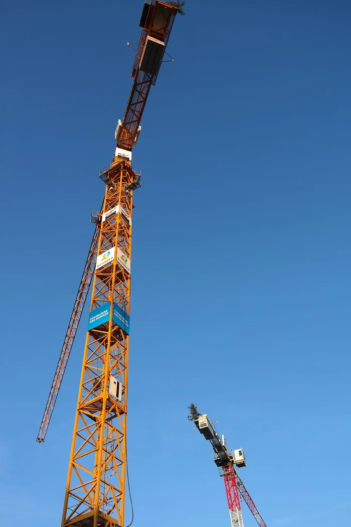 起重机，建筑，天空，baukran，现场，施工工程，格构吊臂起重机，吊臂