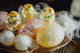 复活节餐桌装饰