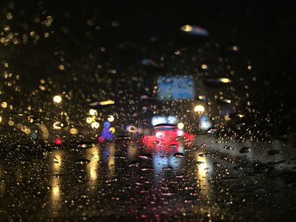 雨滴，夜晚，霓虹灯，雨，潮湿，天气，雨滴，雨季