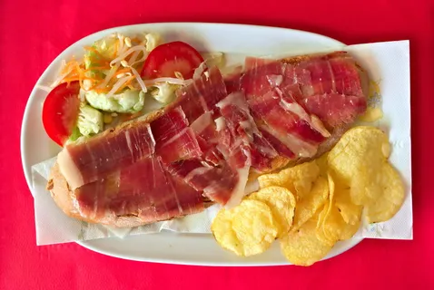 食物、火腿、土豆、午餐、菜单、开胃菜、菜肴、沙拉 食物、火腿、土豆、午餐、菜单、开胃菜、菜肴、沙拉