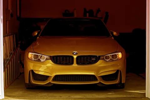 汽车，运输，汽车，汽车，跑车，双门轿车，轮胎，车轮