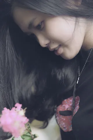 肖像、女孩、花、化身、侧面拍摄、意境、长发、真人