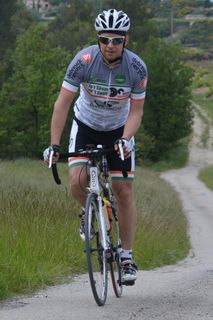 专业公路自行车赛手，运动，努力，骑自行车，攀爬，自行车，骑自行车，人