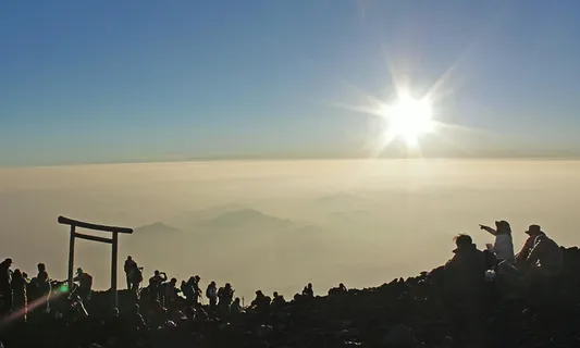 富士山,日出,山,人群,一群人,天空,一大群人,真人 富士山,日出,山,人群,一群人,天空,一大群人,真人