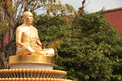 布达、僧侣、黄金、佛教、弗拉蒙·科尔特普穆尼、佛塔、佛塔、佛法