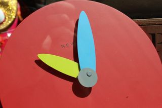 手表，柳叶刀，时间，年份，时间表，特写，无人，红色