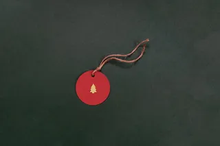 黑色表面圆形黑色吊坠