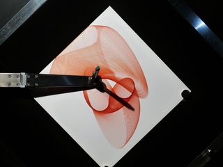 harmonograph，art，artwork，red，lines，美学，mechanical device，device