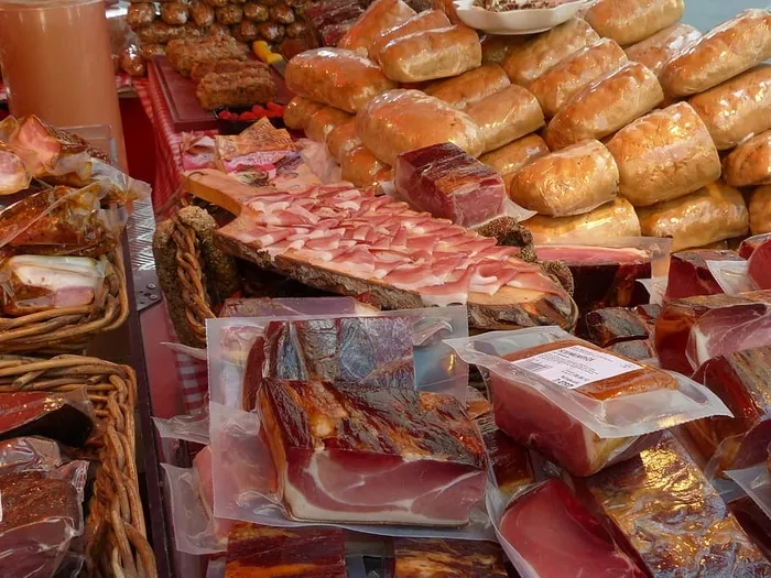 各种面包，火腿，香肠，出售，摊位，肉，市场，肉市场