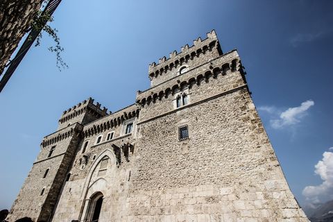 城堡，中世纪，古代，历史学家，建筑外观，低视角，建筑结构，建筑