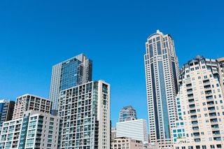 高层建筑白天建筑摩天大楼城市市中心建筑