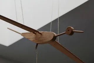 特写，无人，木质材料，聚焦前景，绳索，金属，悬挂，白天