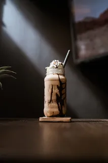 罐子里的冰淇淋 罐子里的冰淇淋