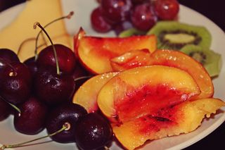 水果，油桃，樱桃，猕猴桃，奶酪，葡萄，食用，食物