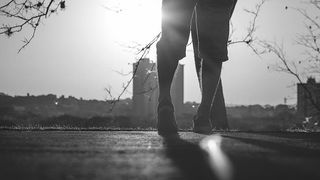 黑白、模糊、特写、双脚、焦点、地面、腿部、灯光