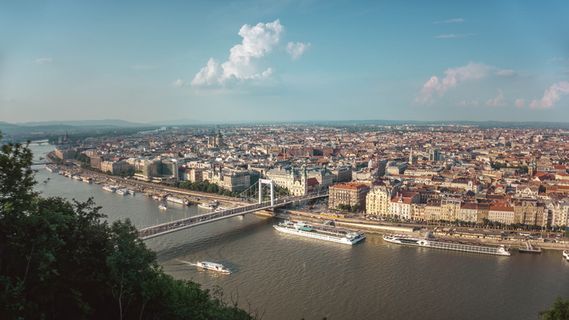 匈牙利、布达佩斯、天空、天际线、城市、船只、桥梁、河流