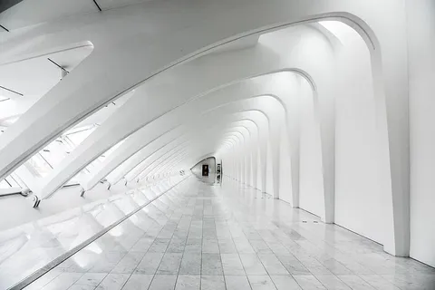 长曝光摄影白色穹顶建筑内部 长曝光摄影白色穹顶建筑内部