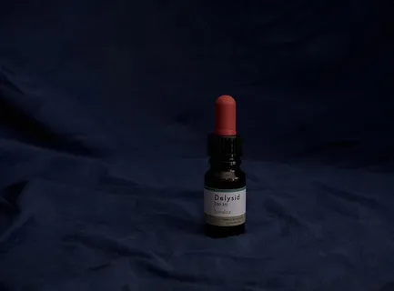 玻璃瓶，化妆品，白酒，饮料，酒精，饮料，药物，药品