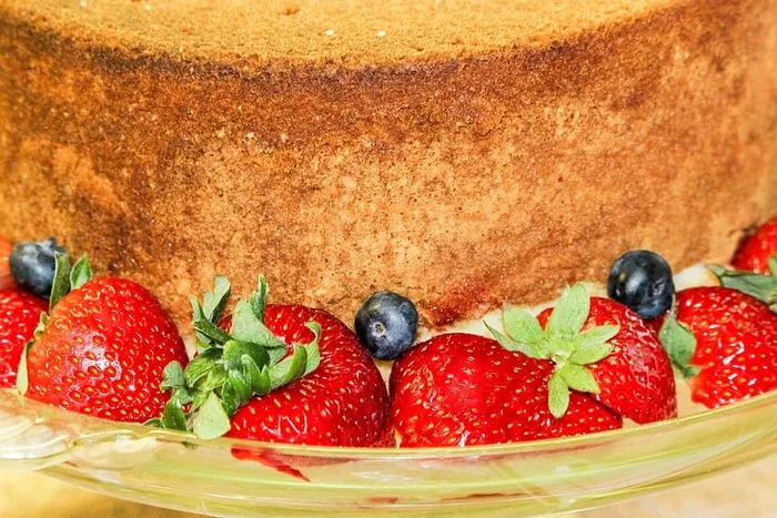 草莓，蛋糕，蓝莓，食品，食品和饮料，水果，浆果，健康饮食