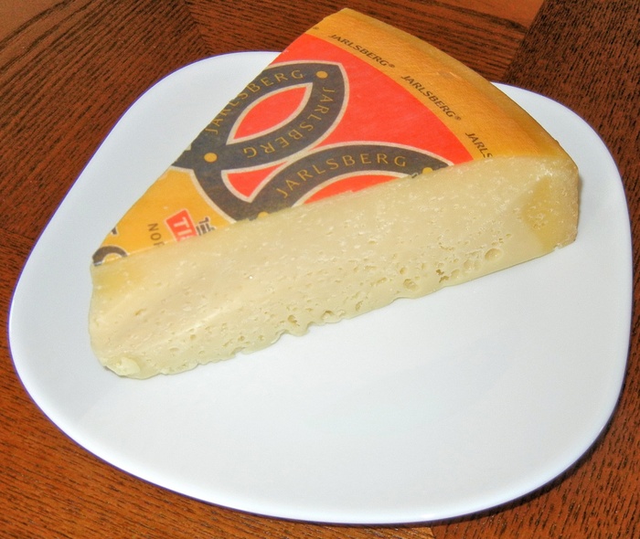 奶酪，挪威贾尔斯伯格，半软，食品，食品和饮料，桌子，盘子，静物