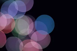 蓝色、粉色和绿色圆形装饰很多